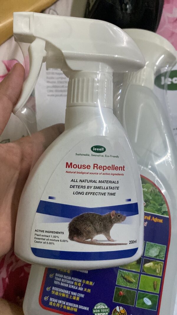 d986df9efeb0b26ecc3c13d4dad73ddc.jpeg Natural Mouse Repellent Spray “Highly Concentrated” 1L